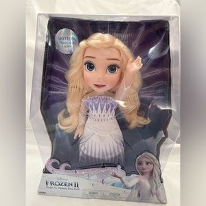 Disney Frozen 2 Magic in Motion Elsa Doll – New in Box